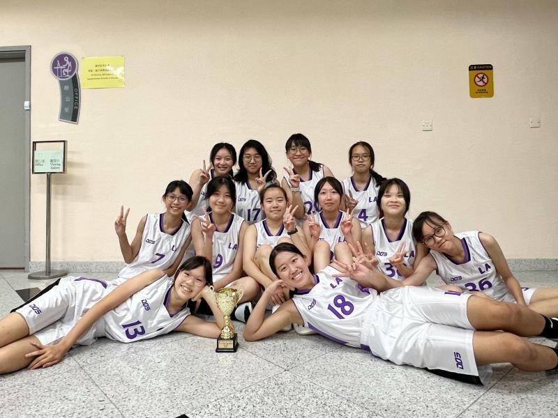 Logos Girls’ Basketball Team